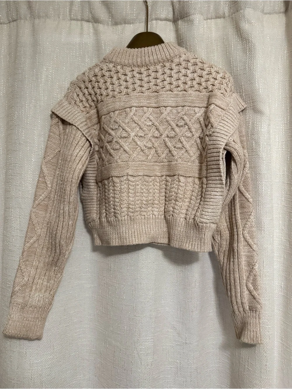 MINKPINK Cream Cable-Knit Cropped Turtleneck Sweater - Picture 4 of 5